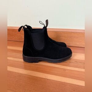 Blundstone The Original 2405 Black Suede Boots Women's Size 7.5